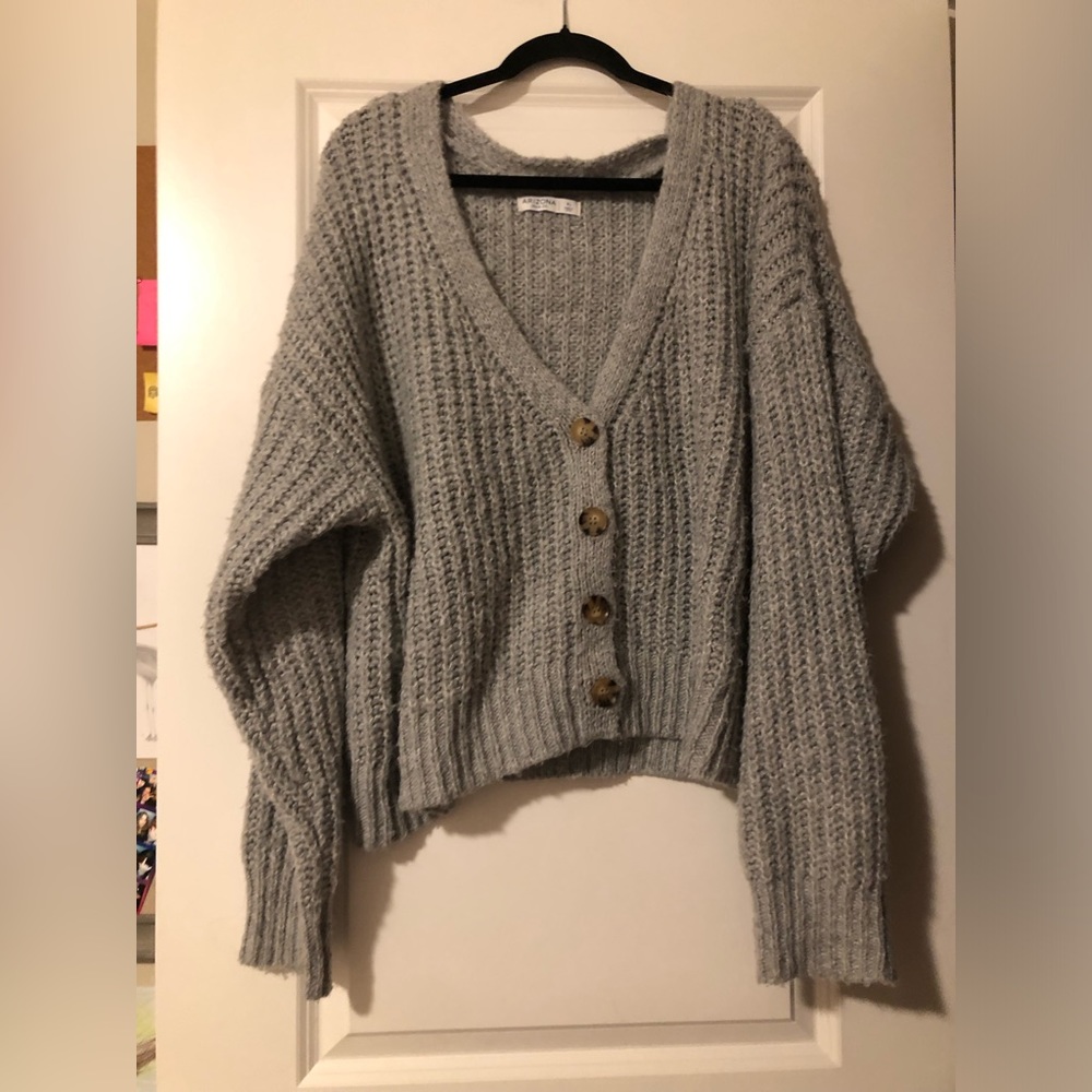 Comfortable Gray Knitted Cardigan
